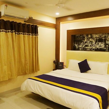 Oyo 460 Hotel Ivory Residency Calcutta Buitenkant foto