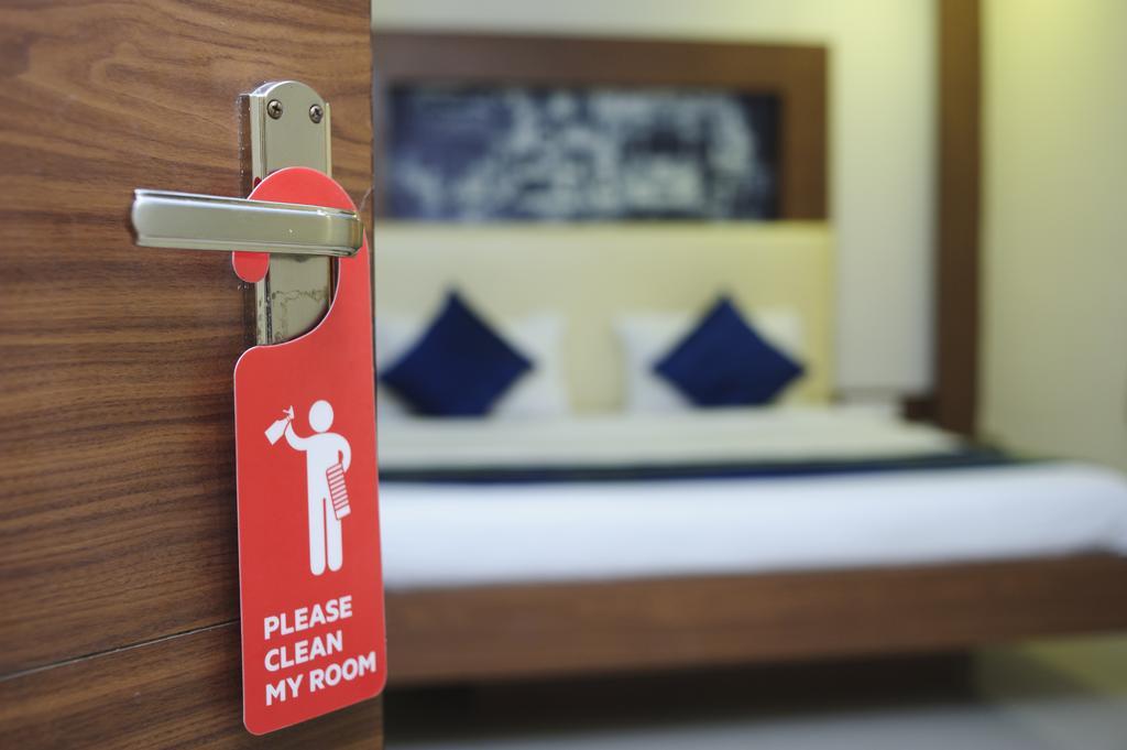 Oyo 460 Hotel Ivory Residency Calcutta Buitenkant foto