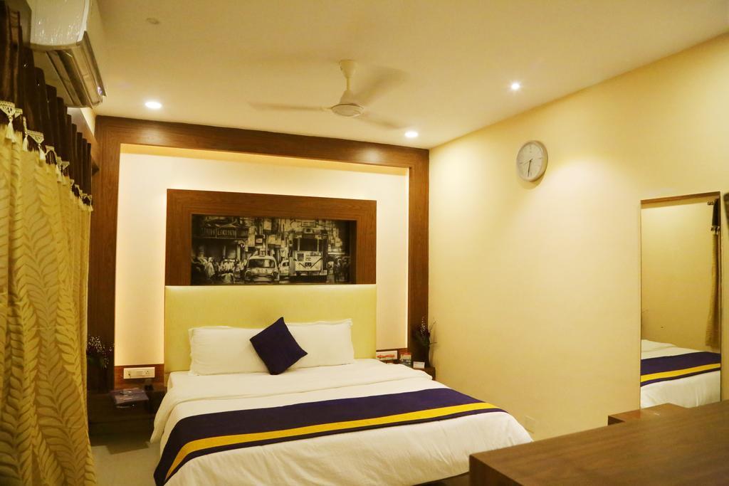 Oyo 460 Hotel Ivory Residency Calcutta Buitenkant foto